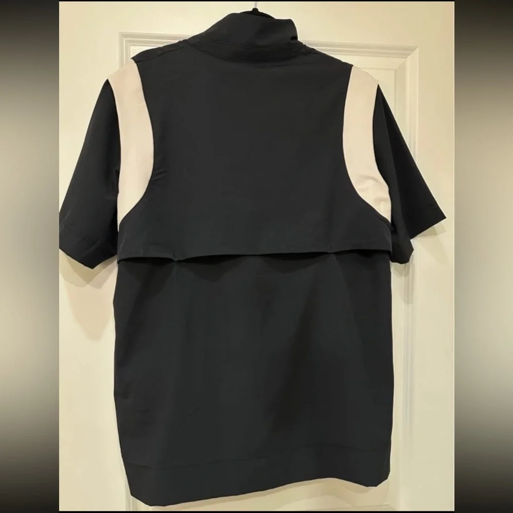 Nike Mens Short Sleeve Windbreaker